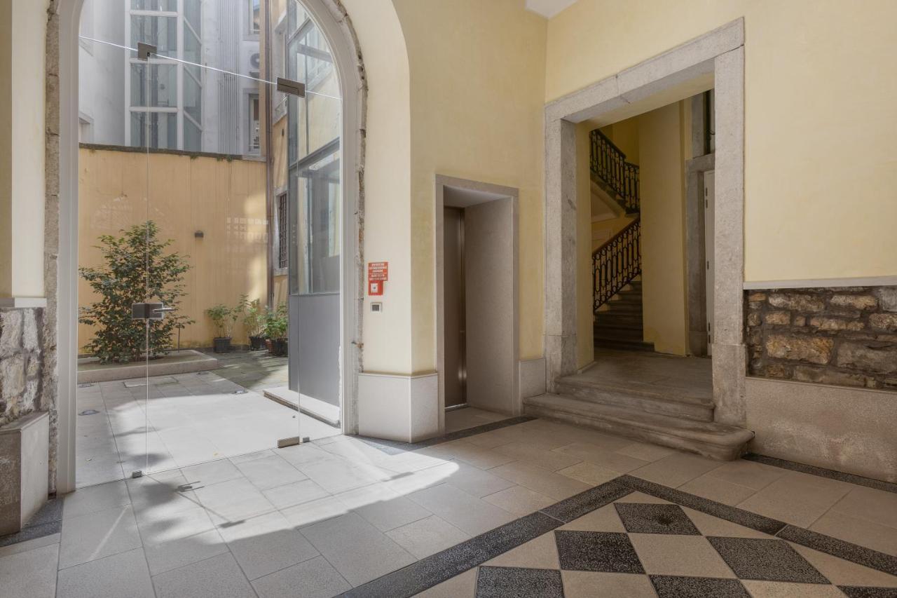 Suite Saba, Stile E Parcheggio In Centro A Triest Exterior foto
