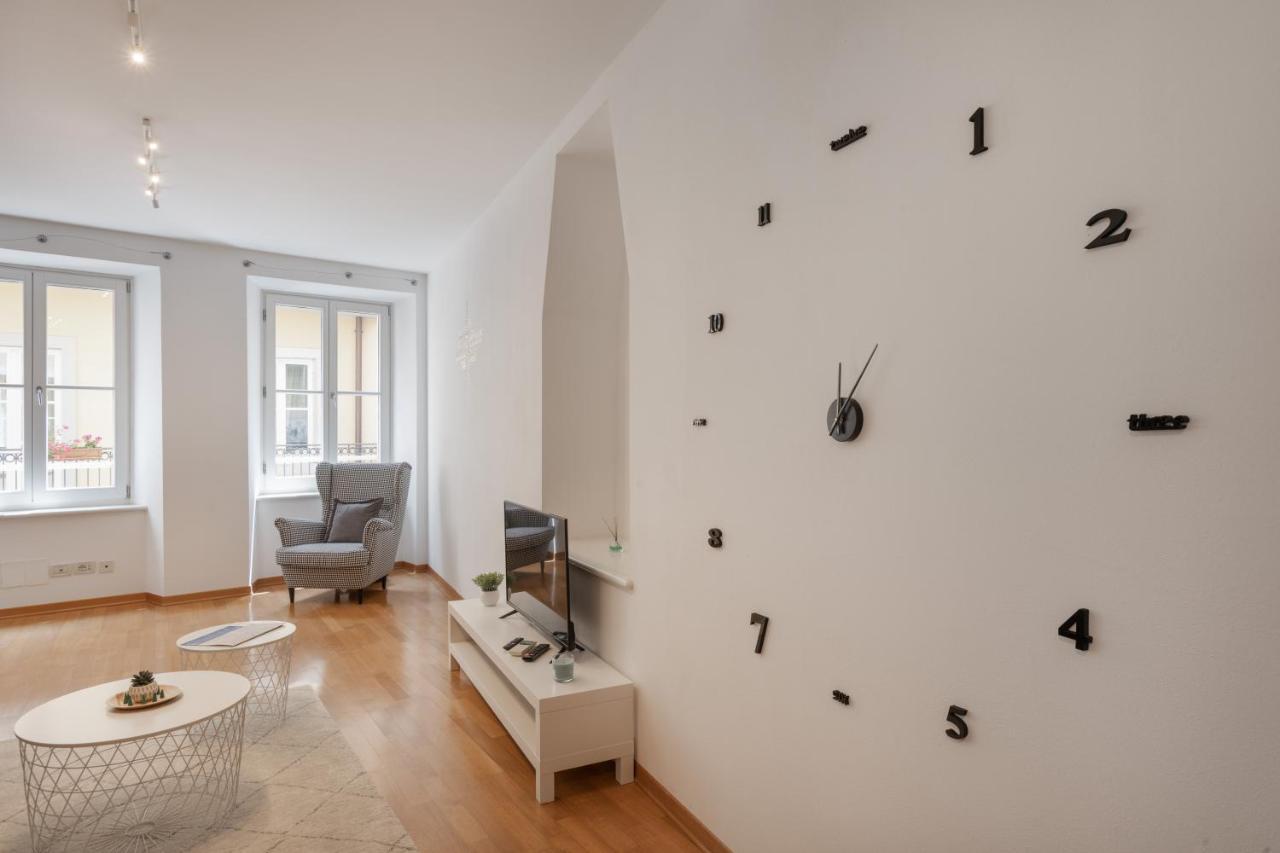 Suite Saba, Stile E Parcheggio In Centro A Triest Exterior foto